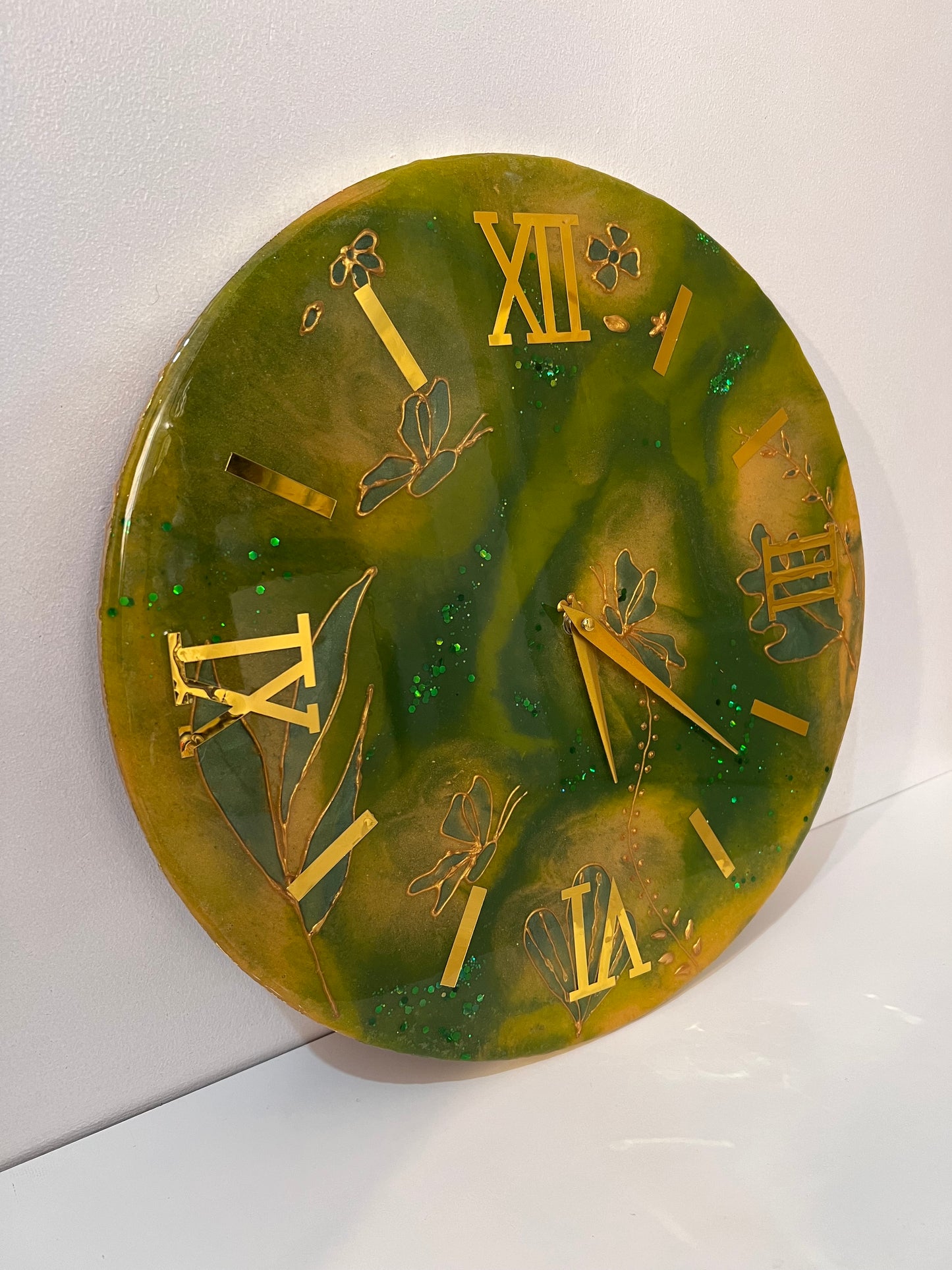 Midori Resin Wall Clock