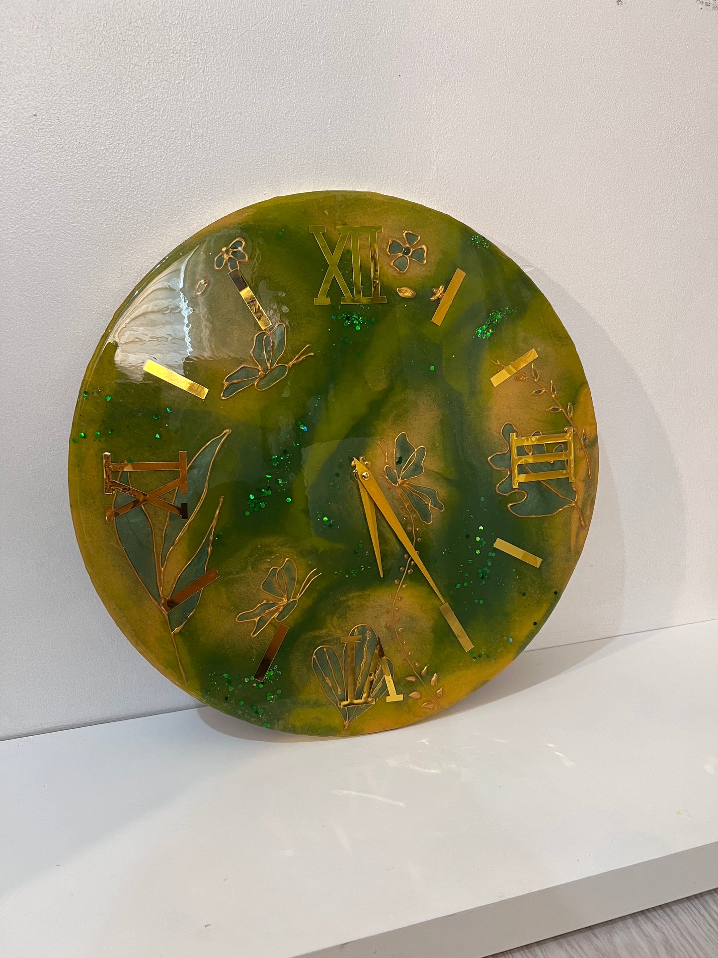 Midori Resin Wall Clock